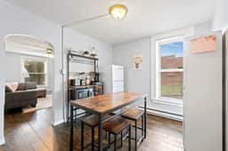 Pet-Friendly One-Bedroom Apartment in Downtown - Image 4