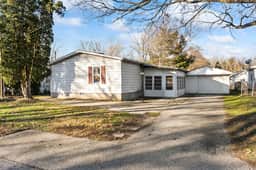 Home w/Master King Suite And Garage - Image 3
