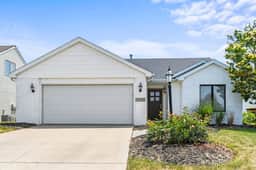 Cozy Ranch | Yard, BBQ & Pool | Pet Friendly - Image 5
