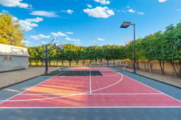 Pickleball Paradise Villa, Sleeps 22, Heatable Pool - Image 4