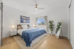 Just a few steps from the Beach w/Free Parking! - Image 5
