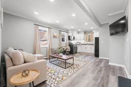 Apt w/King Bed, Free Parking, by Electric Works! - Image 2