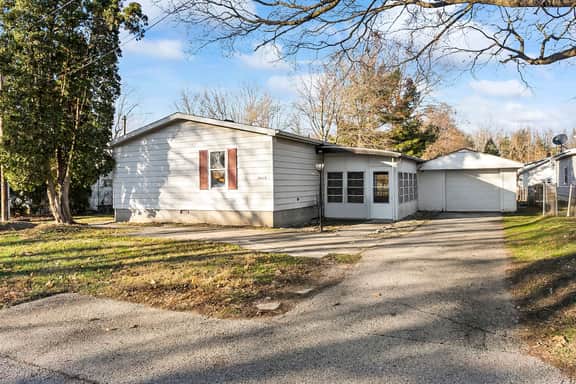 Home w/Master King Suite And Garage - Image 3