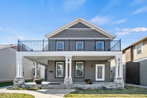 Downtown Fort Wayne, Triplex- Apt A - Image 3