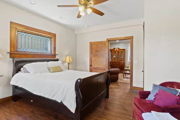 Downtown Apt w/Free parking by Parkview Field - Image 3