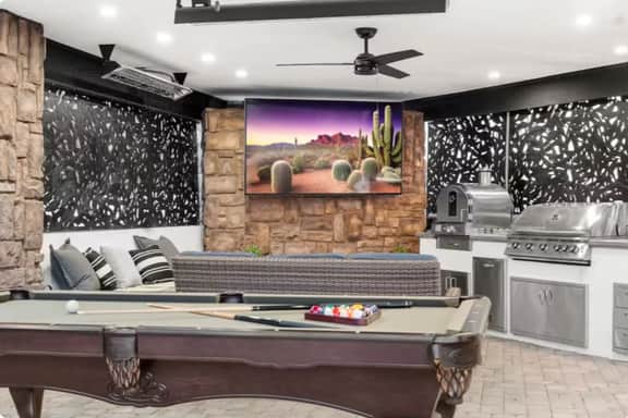The Phoenix Playhouse | Luxury, Games & Sunshine - Image 5