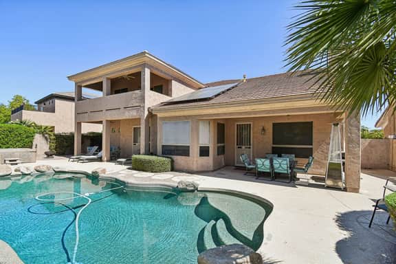 Spacious Villa w/Heatable Pool & Jacuzzi Sleeps 14 - Image 5