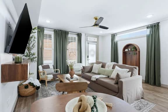 Hot Tub Retreat | Pet-Friendly | Sleeps 8 - Image 5