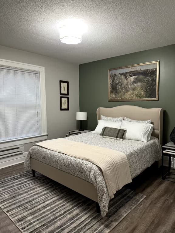 Quiet Apt on Fort Wayne's Downtown Trail - Image 1
