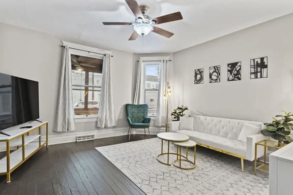 Family Friendly Home for 8 - Image 1